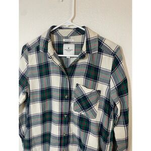 American Eagle Outfitters Womens Small Green Plaid Boyfriend Fit Flannel Shirt